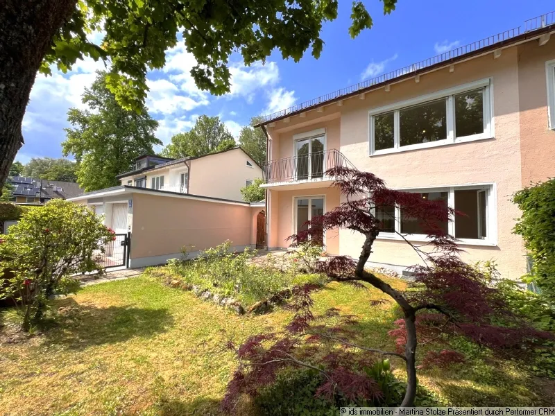 Für max. 3 Jahre zu mieten – DHH mit idyllischem Garten und Garage in ruhiger Wohnlage in Solln