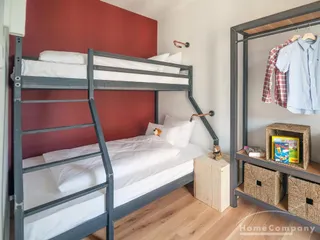 17933A265 HomeCompany Dresden Möbliert/Furnished 3-Zimmer Apartment in Dresden-City Altstadt max. 6 Personen
