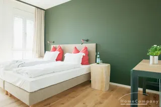 17939A255 HomeCompany Dresden Möbliert/Furnished 3-Zimmer Apartment in Dresden-City Altstadt max. 5 Personen