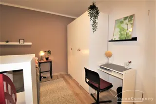 2434923 HomeCompany Dresden Möbliert/Furnished 2-Zimmer Apartment mit Balkon in Dresden-Äussere Neustadt max. 3 Personen