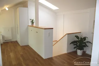 19252 HomeCompany Dresden Möbliert/Furnished Traumhafte Maisonette mit Blick zur Elbe! max. 2 Personen
