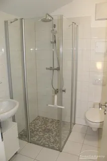 19252 HomeCompany Dresden Möbliert/Furnished Traumhafte Maisonette mit Blick zur Elbe! max. 2 Personen