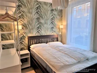 2341906_10 HomeCompany Dresden Möbliert/Furnished Studio Apartment mit Loggia in Dresden - Äußere Neustadt max. 2 Personen