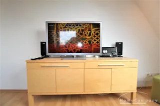 20877 HomeCompany Dresden Möbliert/Furnished 2-Zimmer Dachgeschosswohnung in Dresden-Dölzschen max. 2 Personen