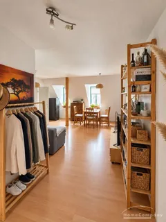 22936 HomeCompany Dresden Möbliert/Furnished 3-Zimmer Dachgeschoß Wohnung in Dresden-Kleinzschachwitz für max. 2 Personen