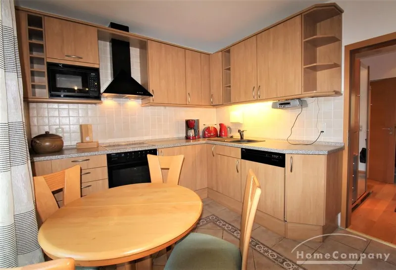 12057 HomeCompany Dresden Möbliert/Furnished 2-Zimmer Apartment mit Balkon in Dresden-Gruna max. 1 Person