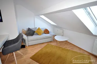 12105 HomeCompany Dresden Möbliert/Furnished 2-Zimmer Dachgeschoß Apartment in Wilsdruffer Vorstadt/Seevorstadt-West max. 2 Personen