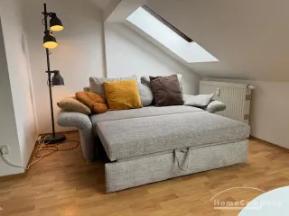 12105 HomeCompany Dresden Möbliert/Furnished 2-Zimmer Dachgeschoß Apartment in Wilsdruffer Vorstadt/Seevorstadt-West max. 2 Personen