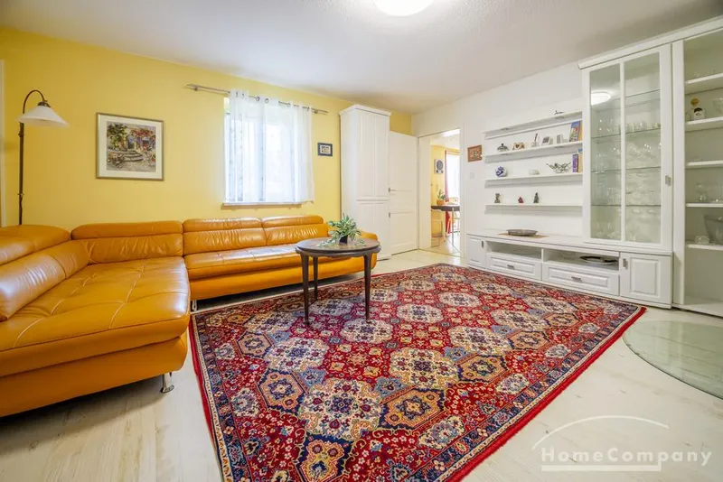 14050 HomeCompany Dresden Möbliert/Furnished Hübsches 3-Zimmer Apartment am Weißen Hirsch mit Gartennutzung max. 3 Personen