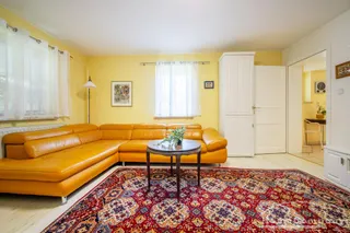 14050 HomeCompany Dresden Möbliert/Furnished Hübsches 3-Zimmer Apartment am Weißen Hirsch mit Gartennutzung max. 3 Personen