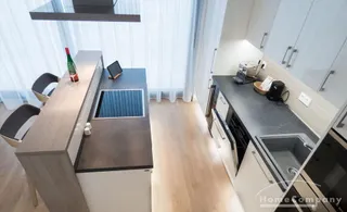 268084 HomeCompany Dresden Möbliert/Furnished 4-Zimmer Apartment in Dresden-Altstadt  max. 6 Personen