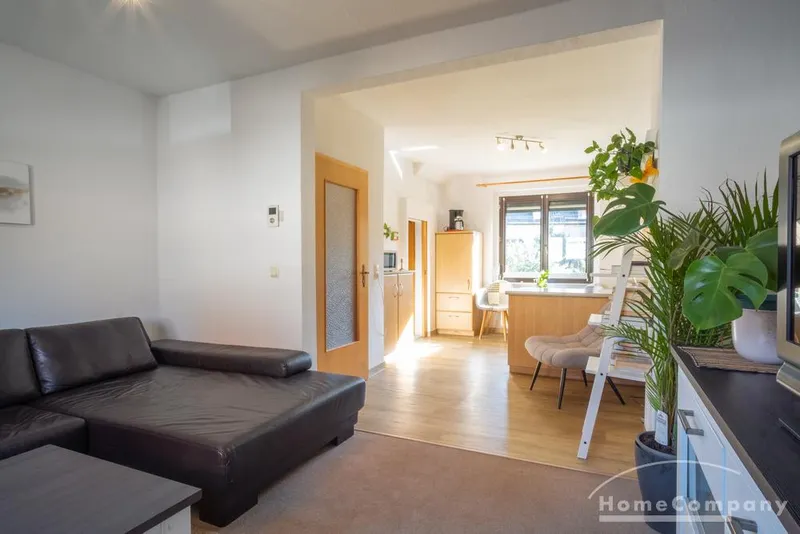 27049 HomeCompany Dresden Möbliert/Furnished Reihenhaushaus mit Grundstück in Dresden-Niedersedlitz max. 3 Personen