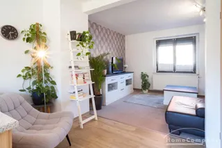 27049 HomeCompany Dresden Möbliert/Furnished Reihenhaushaus mit Grundstück in Dresden-Niedersedlitz max. 3 Personen