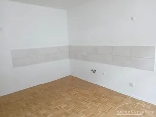 27115 HomeCompany Dresden Möbliert/Furnished 4-Zimmer Wohnung in Gera-Innenstadt - max. 6 Personen