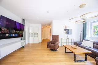 27328 HomeCompany Dresden Möbliert/Furnished 3-Zimmer-Wohnung in Dresden-Blasewitz mit 2 Balkonen max. 4 Personen
