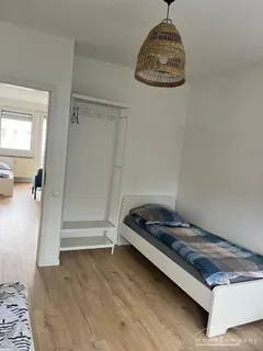27510 HomeCompany Möbliert/Furnished  4-Zimmer Wohnung in Leipzig-Neukieritzsch mit Balkon max. 5 Personen