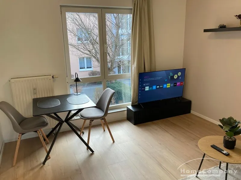 27682 HomeCompany Dresden Möbliert/Furnished 2-Zimmer Apartment mit Balkon in Dresden- Strehlen max. 2 Personen