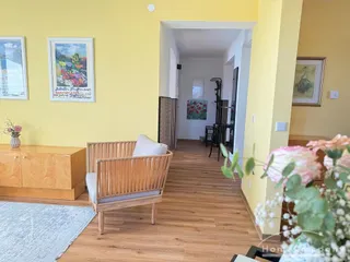 27745 HomeCompany Dresden Möbliert/Furnished 2,5-Zimmer-Wohnung mit Balkon und Terrasse in Dresden-Wachwitz max. 2 Personen!