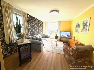 27745 HomeCompany Dresden Möbliert/Furnished 2,5-Zimmer-Wohnung mit Balkon und Terrasse in Dresden-Wachwitz max. 2 Personen!