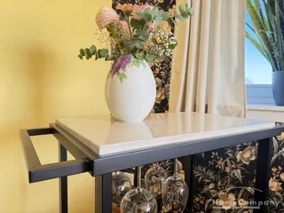 27745 HomeCompany Dresden Möbliert/Furnished 2,5-Zimmer-Wohnung mit Balkon und Terrasse in Dresden-Wachwitz max. 2 Personen!