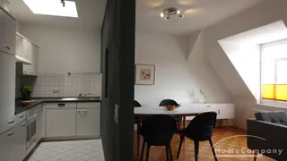 27987 HomeCompany Möbliert/Furnished Dachgeschoss-Wohnung in Leipzig-Schleußig max. 2 Personen