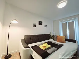 28040 HomeCompany Dresden Möbliert/Furnished 2-Zimmer Apartment mit Balkon in Dresden-Großluga max. 3 Personen