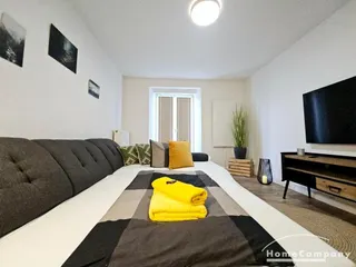 28097 HomeCompany Dresden Möbliert/Furnished 2-Zimmer Apartment mit Balkon in Dresden-Großluga max. 3 Personen