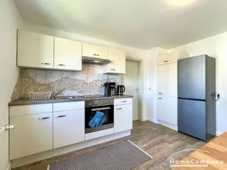 28097 HomeCompany Dresden Möbliert/Furnished 2-Zimmer Apartment mit Balkon in Dresden-Großluga max. 3 Personen