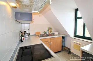 28247 HomeCompany Dresden Möbliert/Furnished 3-Zimmer Dachgeschoß Wohnung in Dresden-Kleinzschachwitz für max. 2 Personen