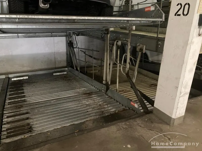 Stellplatz Tiefgarage (Duplex) Dresden-Strehlen