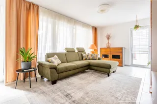 28343 HomeCompany Dresden Möbliert/Furnished Exklusives 4-Zimmer Apartment in Dresden-Altstadt Nähe Frauenkirche max. 4 Personen!