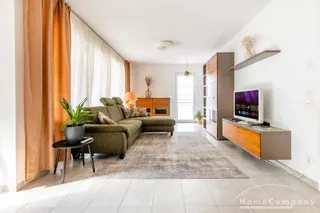 28349 HomeCompany Dresden Möbliert/Furnished Exklusives 4-Zimmer Apartment in Dresden-Altstadt Nähe Frauenkirche max. 4 Personen!