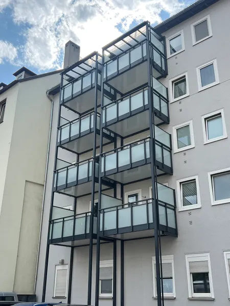 Rückseite (Balkone)