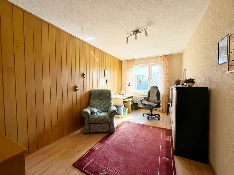 Büro / Schlafzimmer