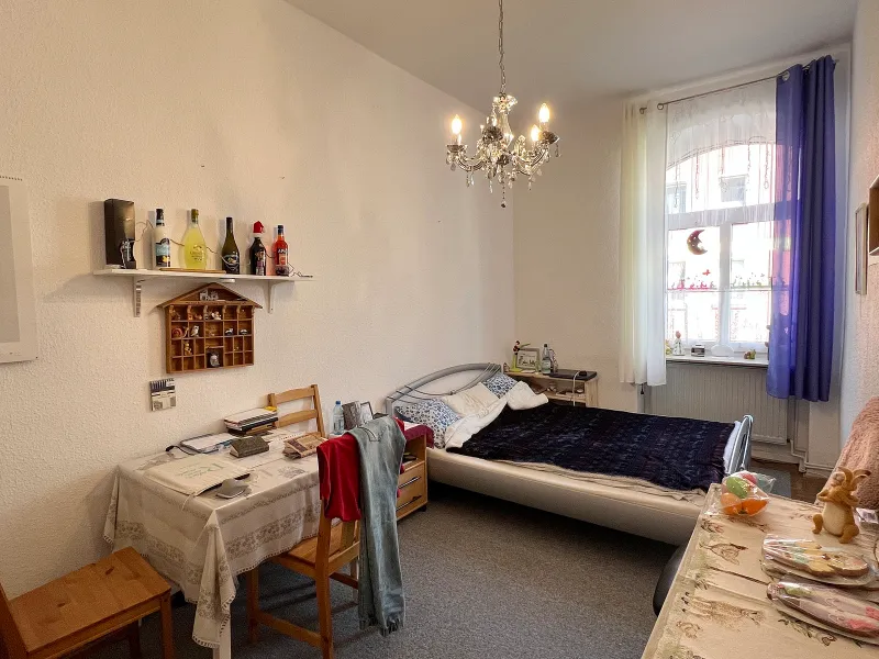 Wohn-/Schlafzimmer