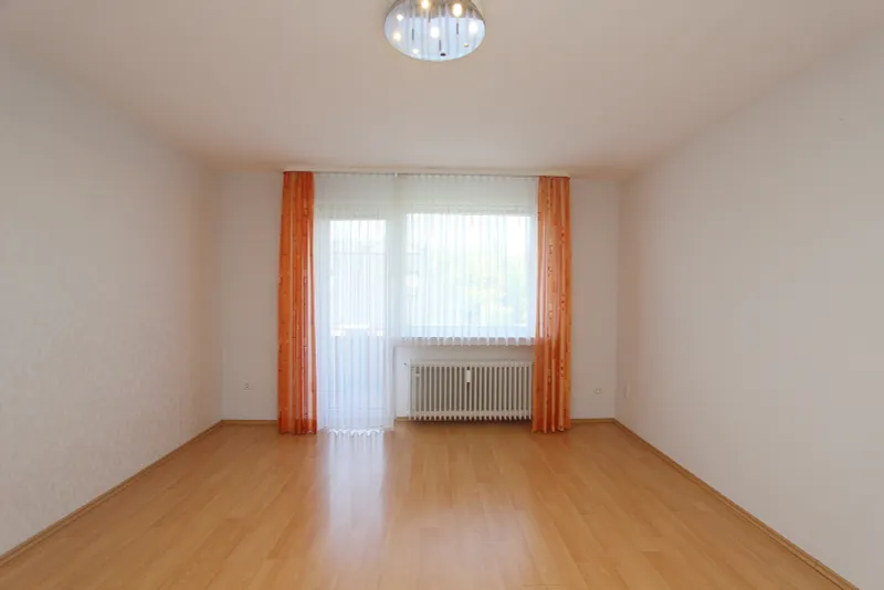 Schlafzimmer/Esszimmer