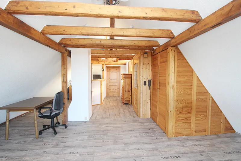 Arbeits-/Hobbyzimmer (DG)