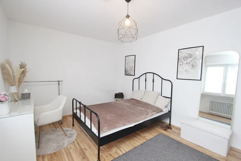 Gäste-/Arbeitszimmer