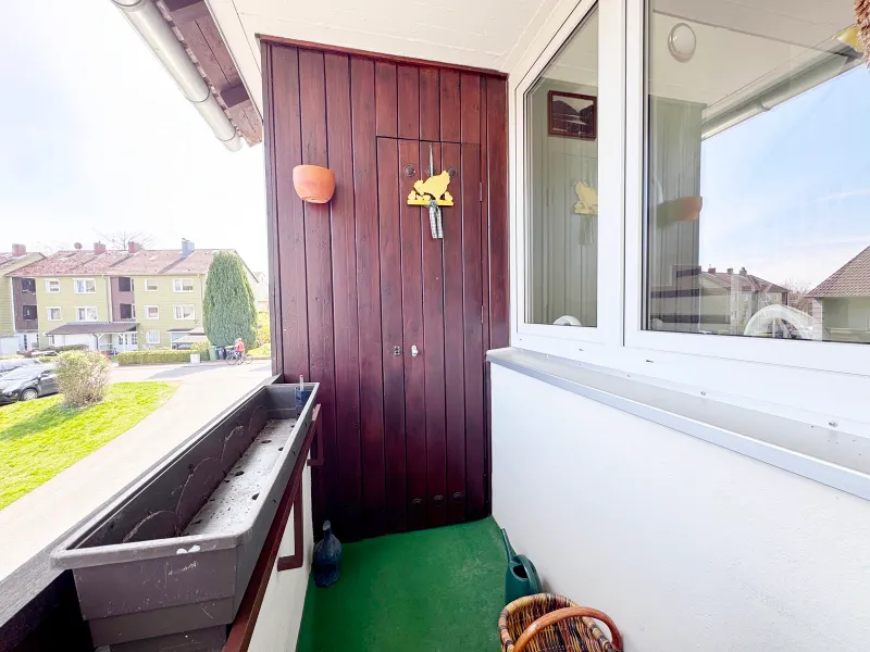 Balkon (Straßenseite)
