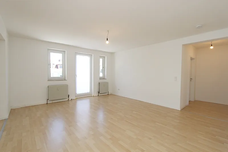 Großzügige und helle 3,5 Zimmer Wohnung in Kassel-Süd - Photo 1
