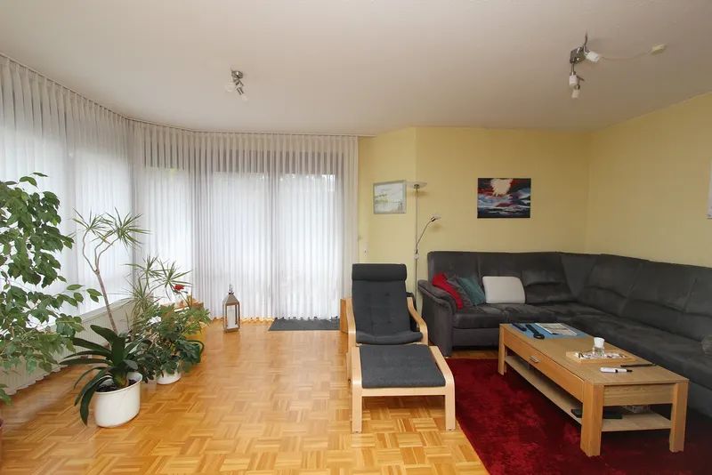 Wohnzimmer (EG)