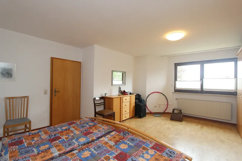 Schlafzimmer (OG)