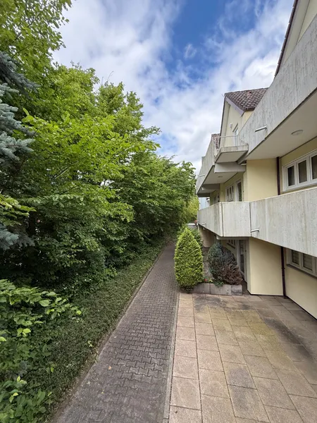 Fußweg zur Hauptstraße