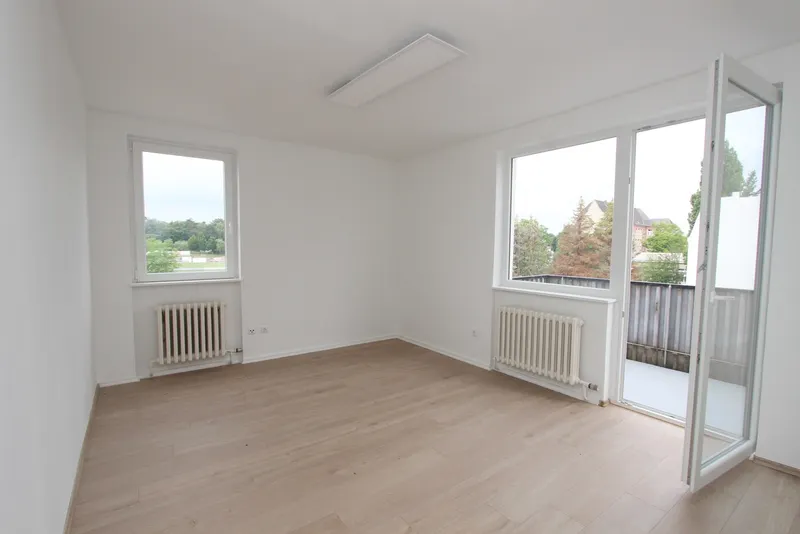 ***1 ZKB Appartement mit Balkon in Uninähe sucht neuen Mieter*** - Foto 1