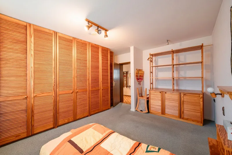 Schlafzimmer (1. OG)