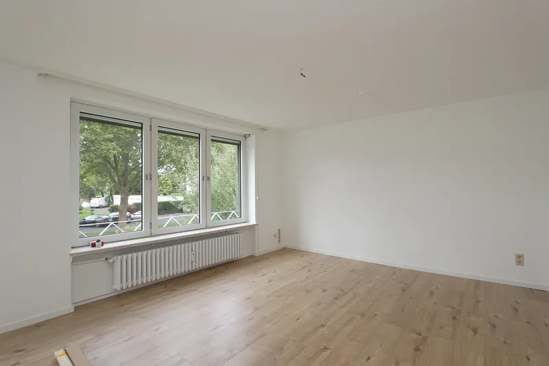 Modernisierte 3-ZKB-Wohnung mit Balkon, EBK und Garage in Kassel-Kirchditmold - Photo 2