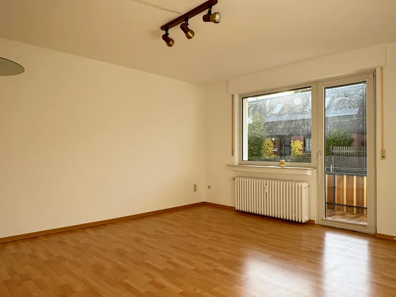 Helle 2-Zimmer-Wohnung mit Balkon, EBK und Garage in Kassel-Harleshausen - Foto 3