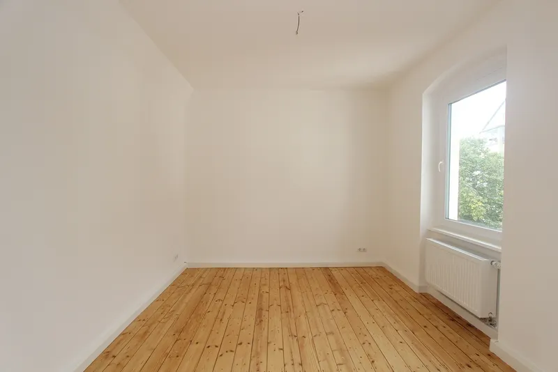 Renovierte 2,5 ZKB Altbauwohnung in der Friedrich-Ebert-Straße (Hinterhaus) - Nähe Querallee - Foto 1