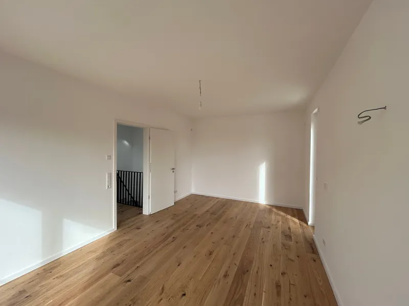 Exklusive Doppelhaushälfte mit 140 m² Wohnfläche in hochwertiger Ausstattung - Photo 1
