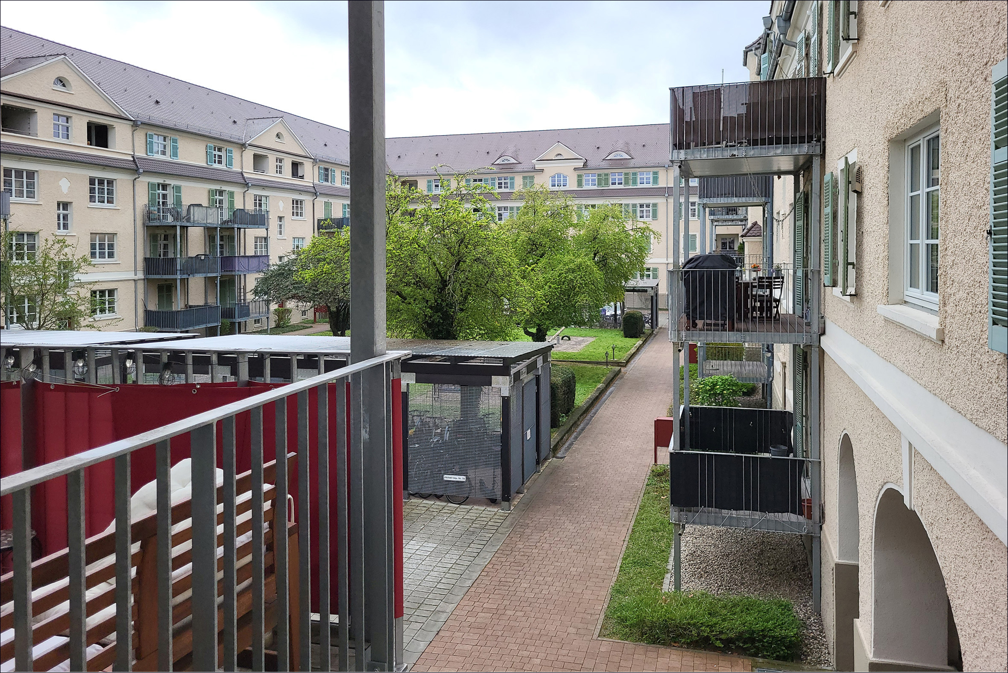 Balkon 1
